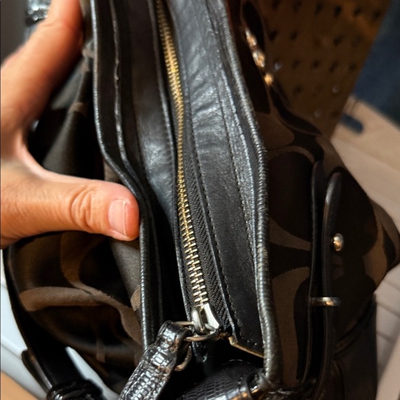 Coach Collette Signature Jacquard & Black SnakePrinted Leather bag EUCAuthentic - Picture 13 of 13